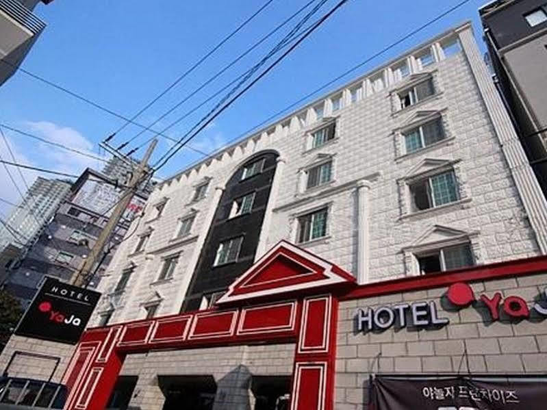 Hotel Yaja Dongnae Busan Dış mekan fotoğraf