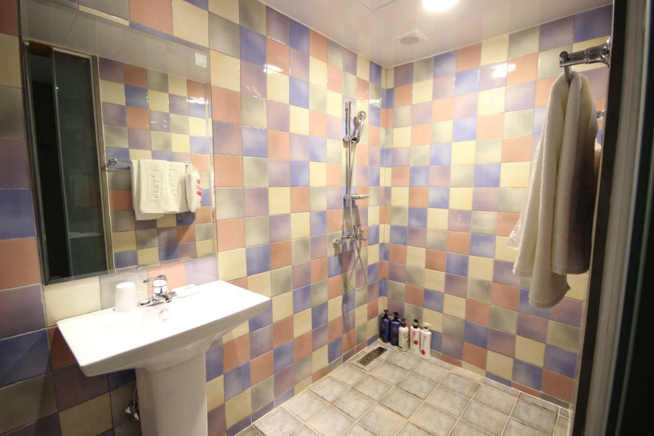 Hotel Yaja Dongnae Busan Dış mekan fotoğraf