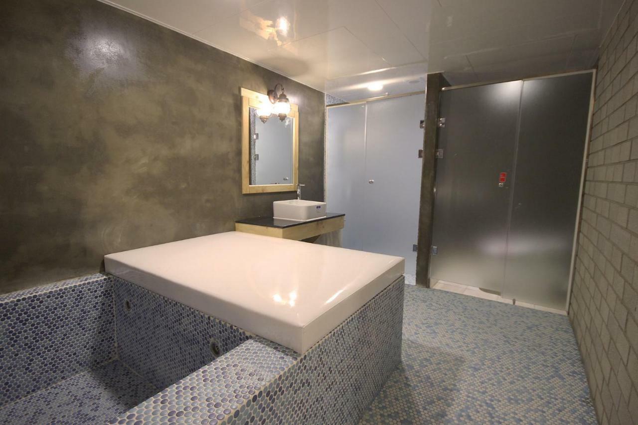 Hotel Yaja Dongnae Busan Dış mekan fotoğraf